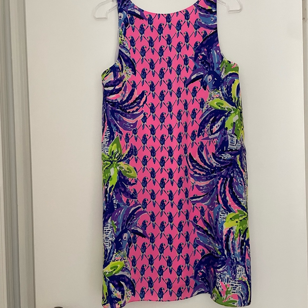 Lilly pulitzer shift dress pink with navy blue toucans size medium